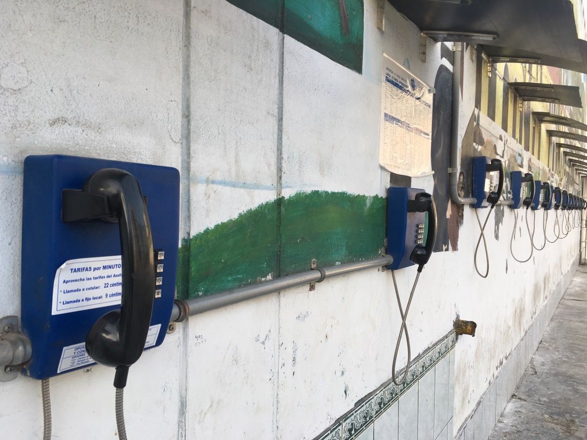 J&R Telefon zapornika nameščen v najnevarnejšem zaporu v zaporu (LA JOYA)